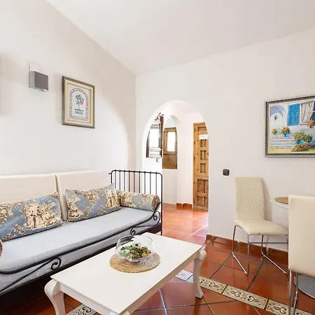 بويرتا دي أدواريس شقة فندقية ماربيا