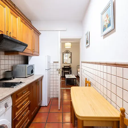 بويرتا دي أدواريس 4* ماربيا