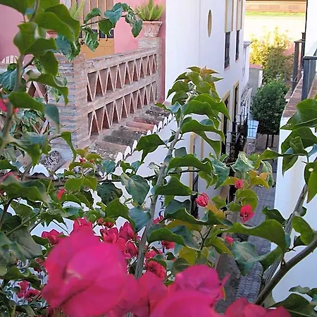 Puerta De Aduares Aparthotel 4*