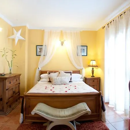 Puerta De Aduares Aparthotel 4*