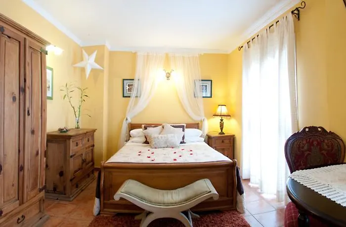 Puerta De Aduares Aparthotel 4*
