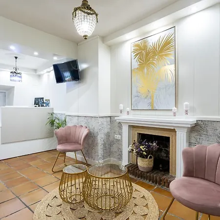 阿杜瓦雷斯之门酒店 4* 马尔韦利亚