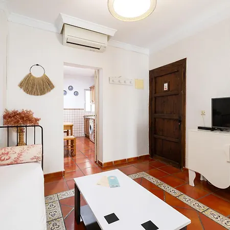 阿杜瓦雷斯之门酒店 马尔韦利亚